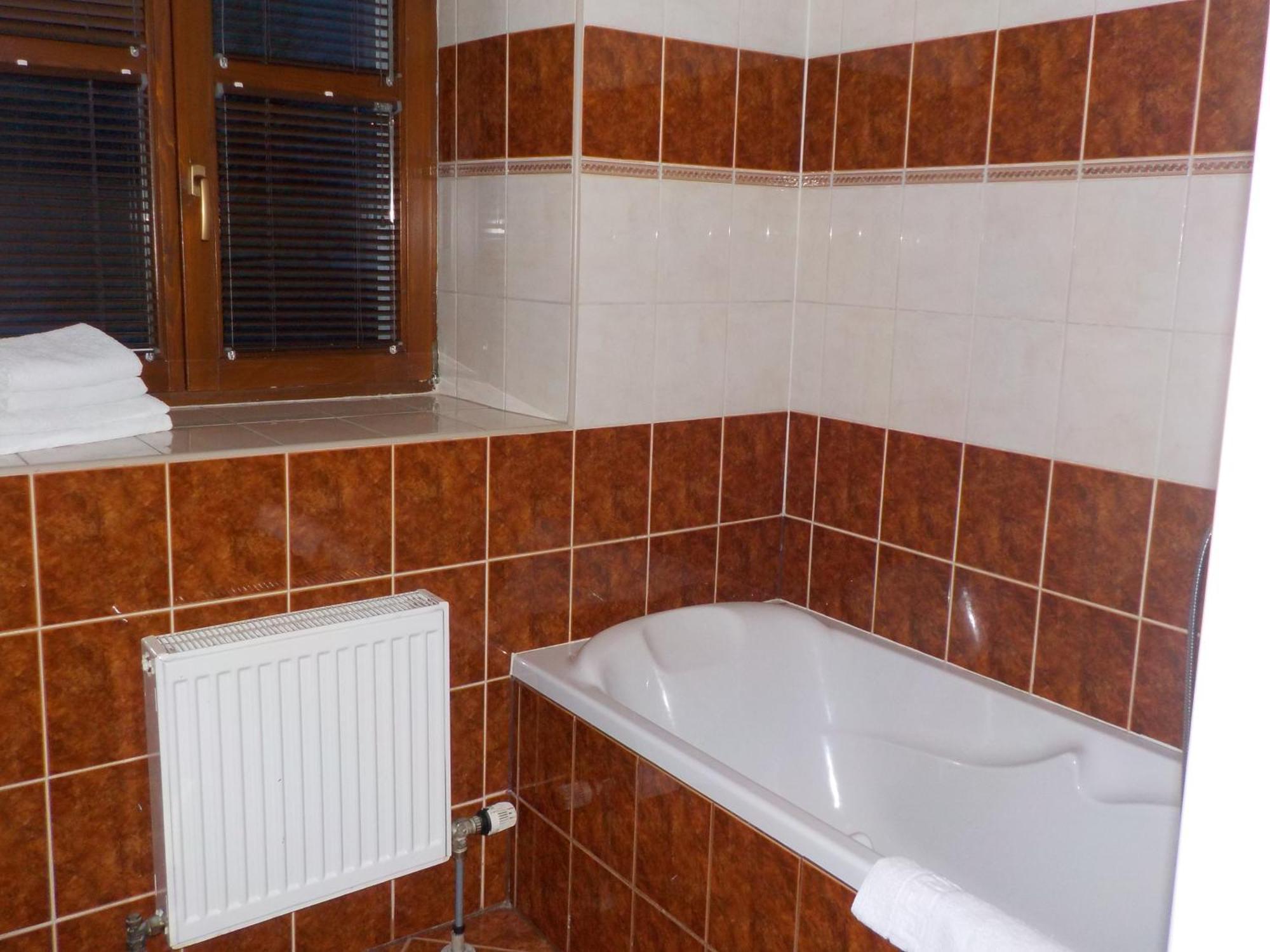 Hotel Kriváň Kysucke Nove Mesto Camera foto