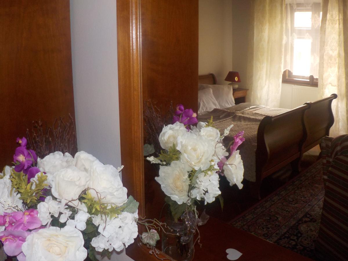 Hotel Kriváň Kysucke Nove Mesto Esterno foto